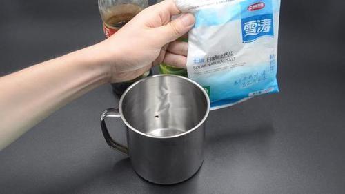 不锈钢用品怎样清洗才能光亮如新,不锈钢厨具使用寿命