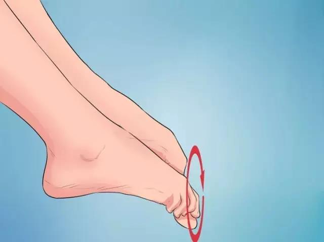 足底痛足底筋膜炎怎样用中药治疗,足底筋膜炎偏方大全