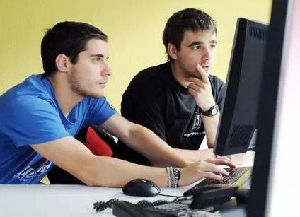 越来越吃香专业排名,越老越吃香的6个专业就业前景好