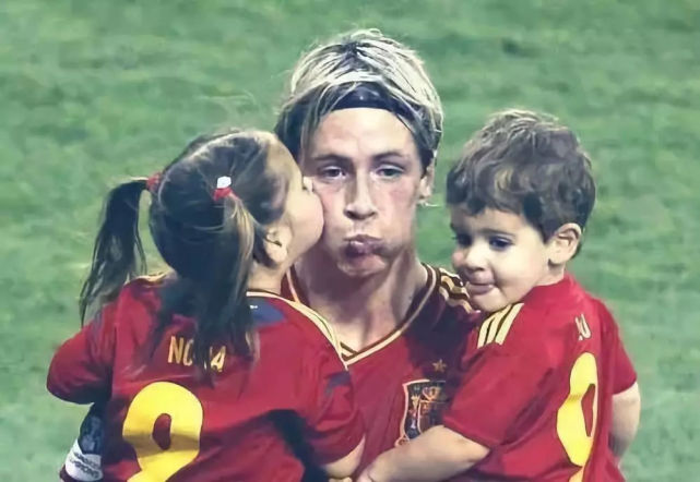 西班牙男足国家队美女助教,西班牙男足国家队排名