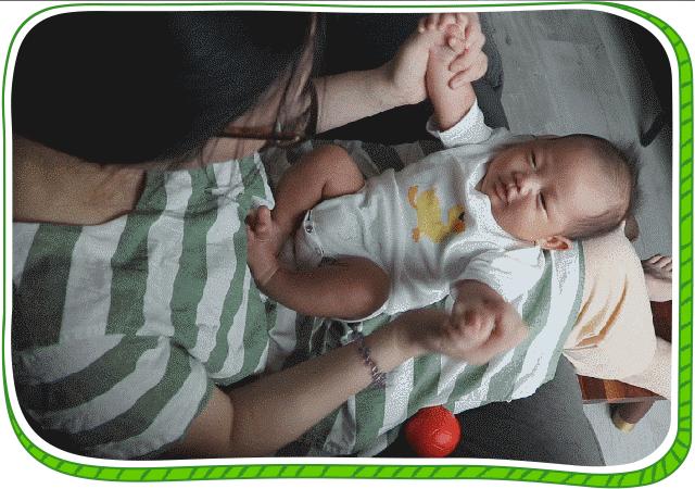 宝宝在家早教0-3岁早教启蒙,9个月的宝宝发育标准早教