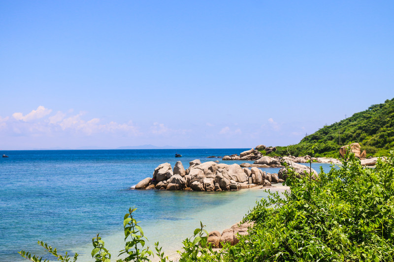 三亚一日游必买的婚纱 (三亚婚纱旅拍攻略)