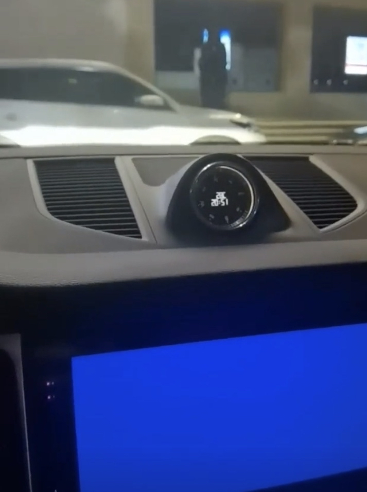 macan刷carplay蓝屏,macan中控台蓝屏