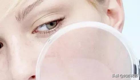 日常脸上毛孔粗大怎么改善小妙招,脸上毛孔大怎么才能缩小毛孔