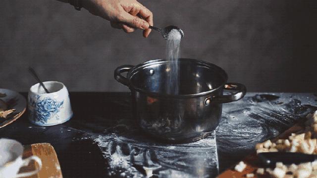 无碘盐和低碘盐推荐,加碘盐与无碘盐如何选择