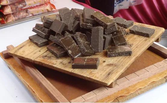 上海著名特产之梨膏糖的介绍,上海特产梨膏糖有什么功效