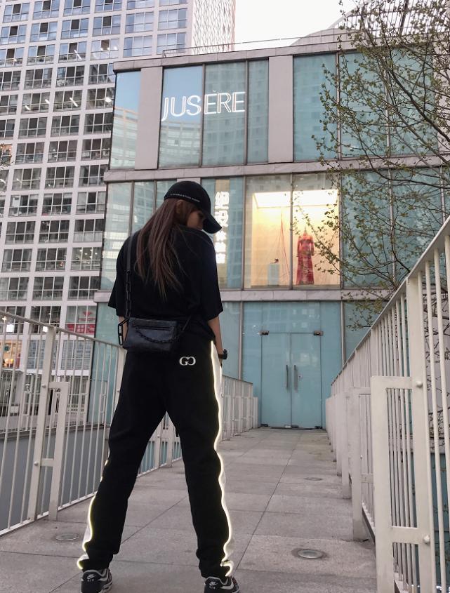 网红富二代周扬青,周扬青上节目穿搭价格