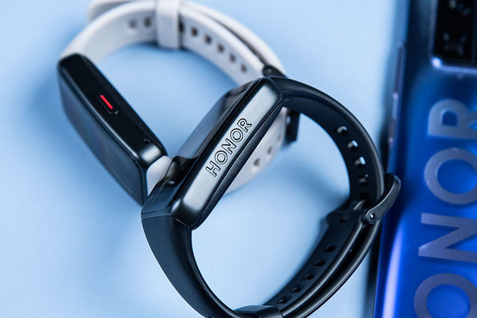 华为手环6和荣耀手环6和小米手环6,荣耀手环6详细评测