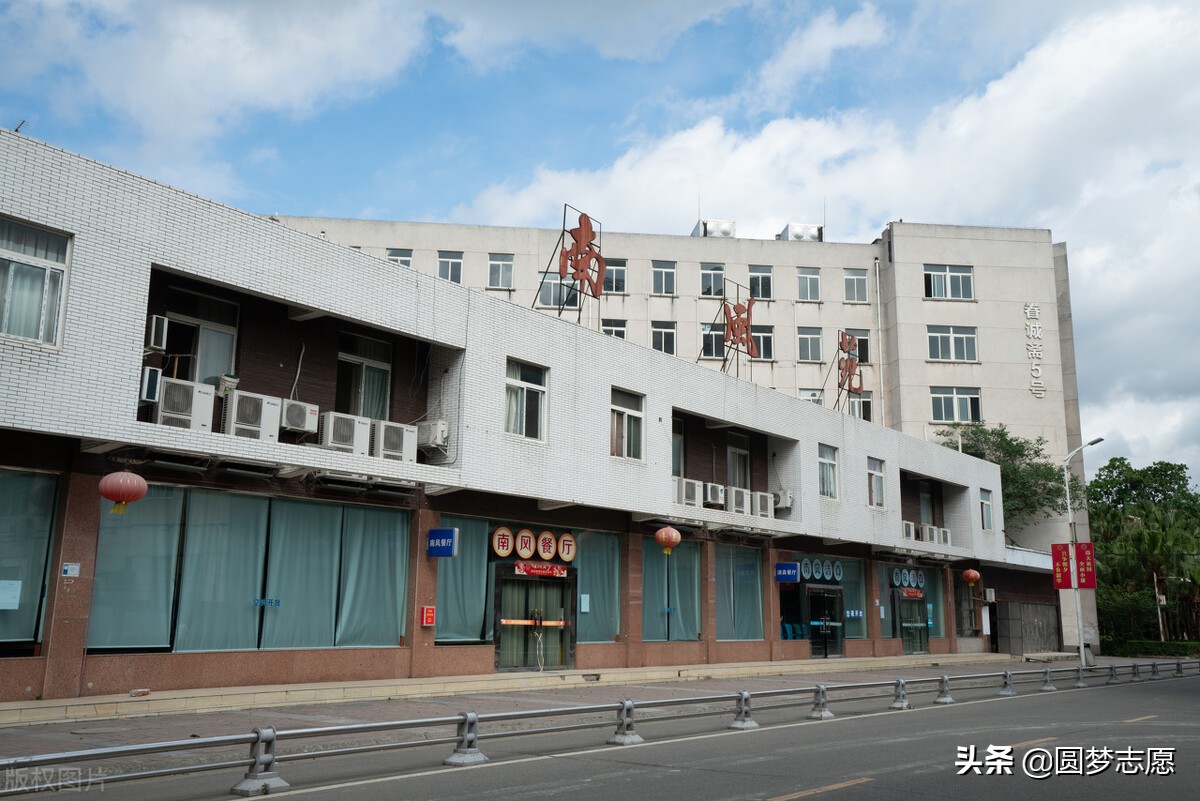 四川省内二本大学排名及分数线,四川省二本大学排名及录取分数