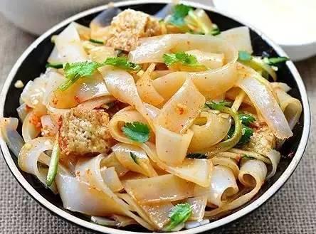 正宗陕西特色凉皮的做法视频,正宗专业陕西凉皮的做法