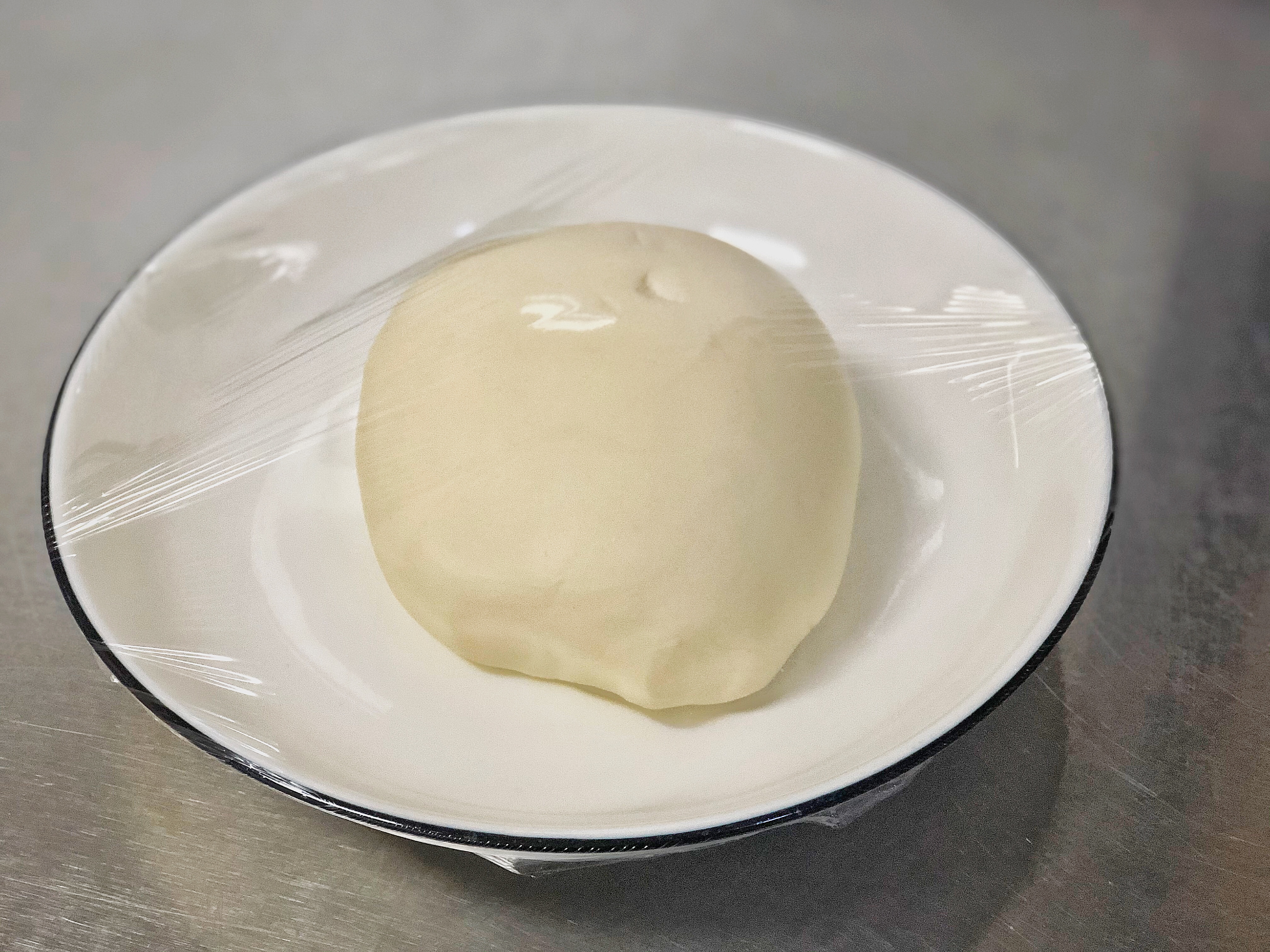 自己在家做拉面一次就能成功，和西红柿鸡蛋卤是绝配，爽滑弹牙