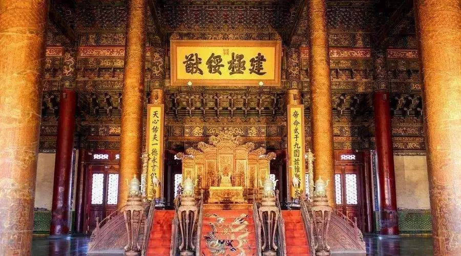 世界上最奢华的宫殿全景高清图片,历史最宏伟的皇家宫殿