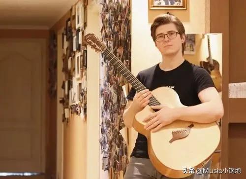 这琴好帅，不，这人好听，完了这人好强我的语言系统混乱了