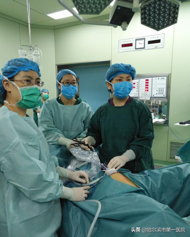 未婚女多发子宫肌瘤恐术后留疤市一院微创单孔腔镜核除解烦忧