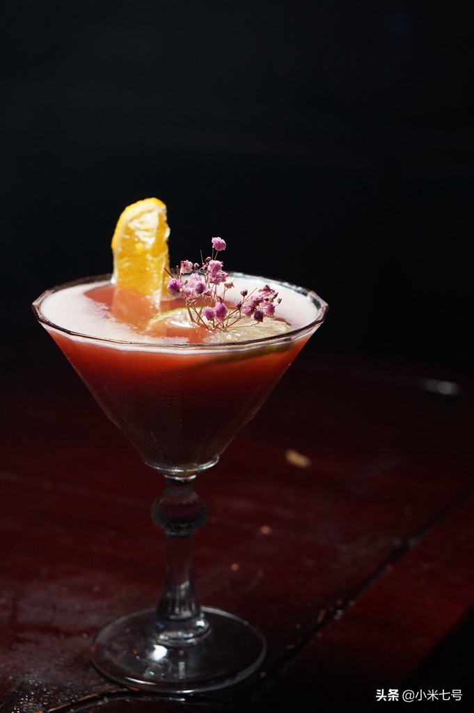 星空鸡尾酒吧厦门,一杯好喝又好看的星空鸡尾酒