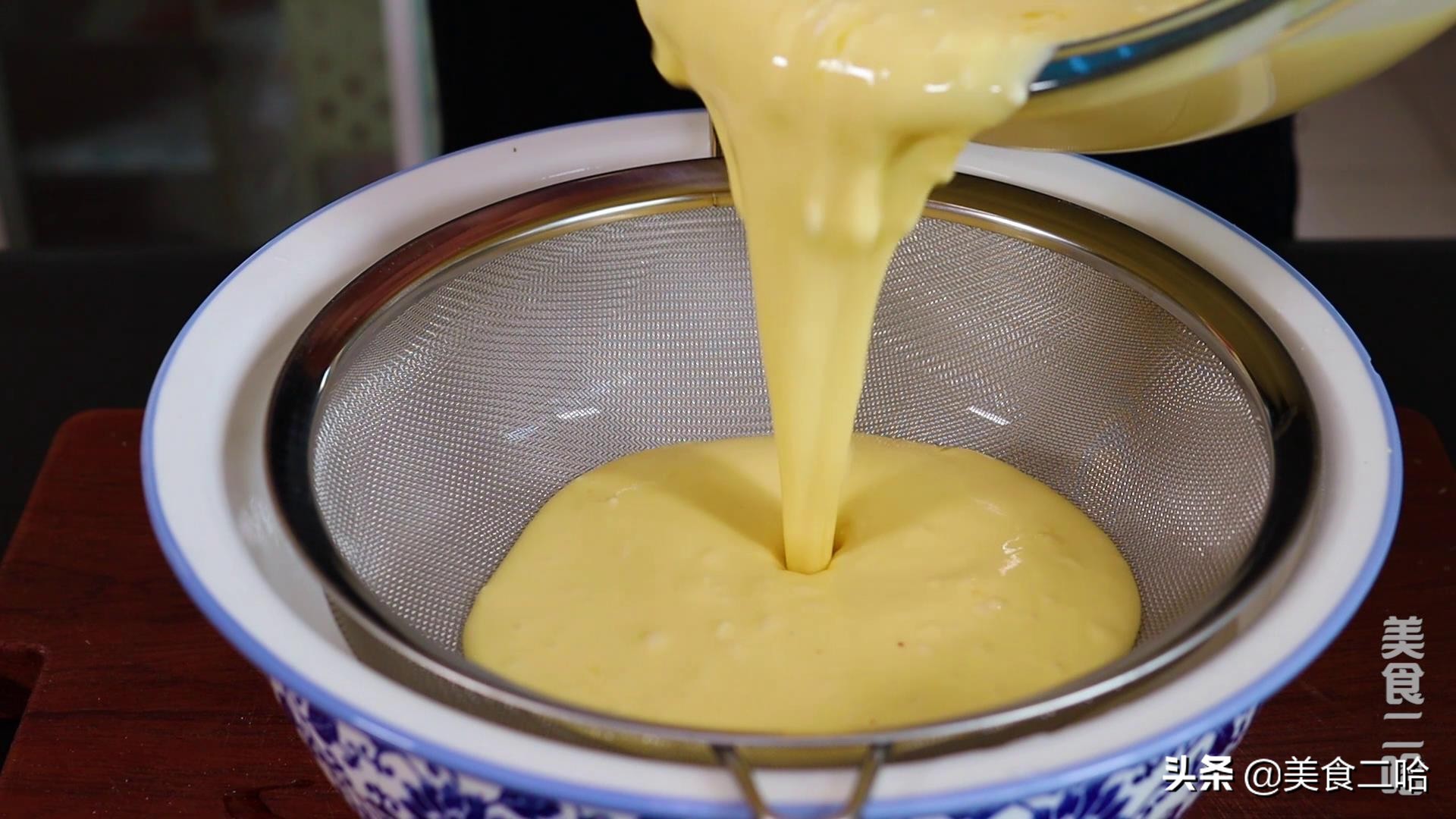 千层蛋糕皮怎么煎才薄窍门,千层蛋糕饼皮制作方法没有模具