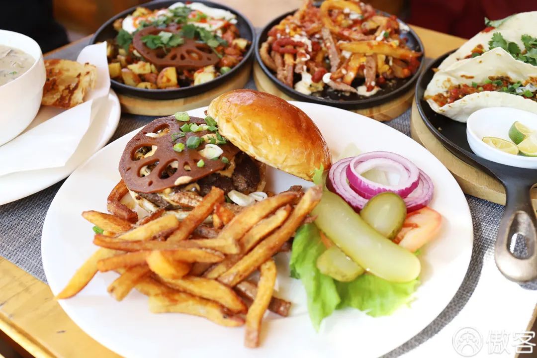 昆明的外国人开的店,翠湖老外开的餐厅