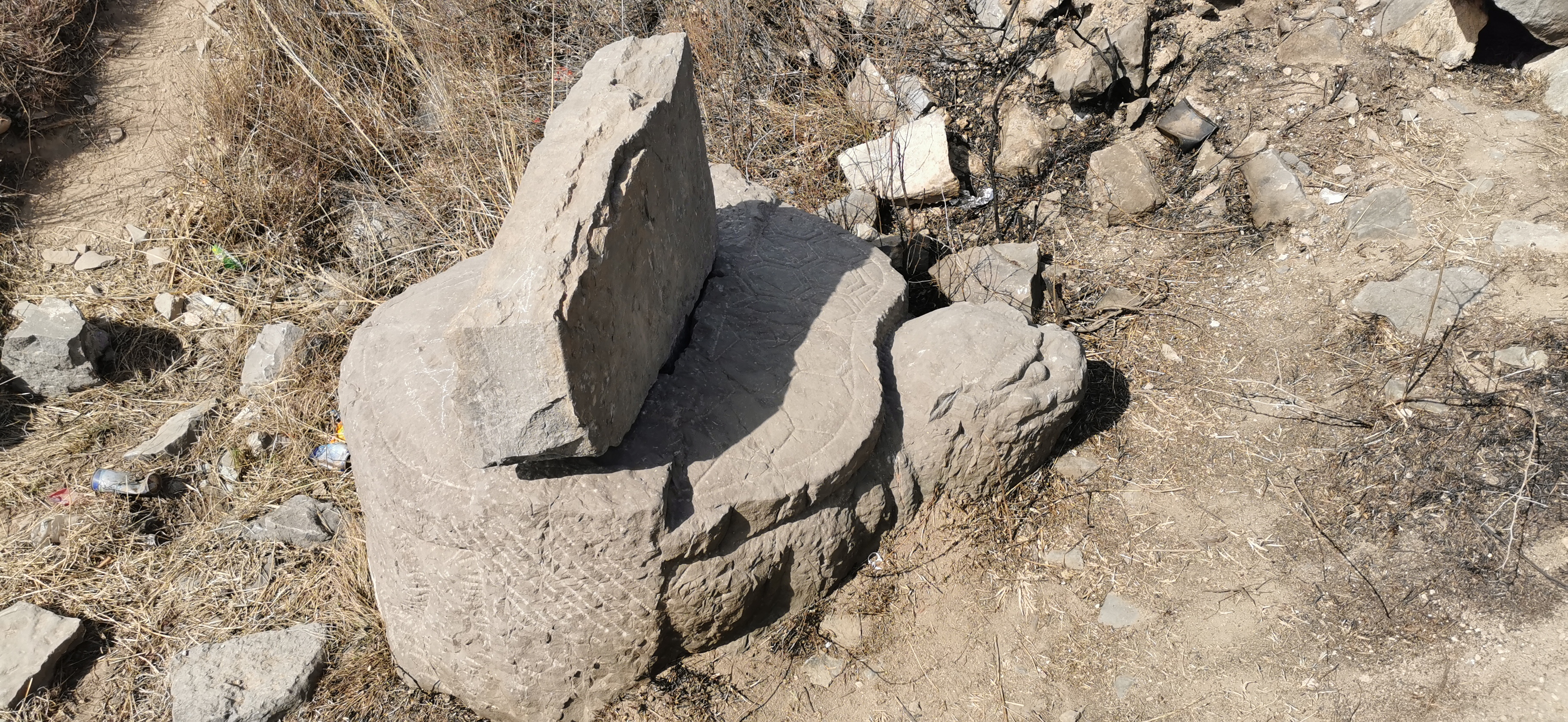 楚雄市三尖山的传说,三县顶的来历