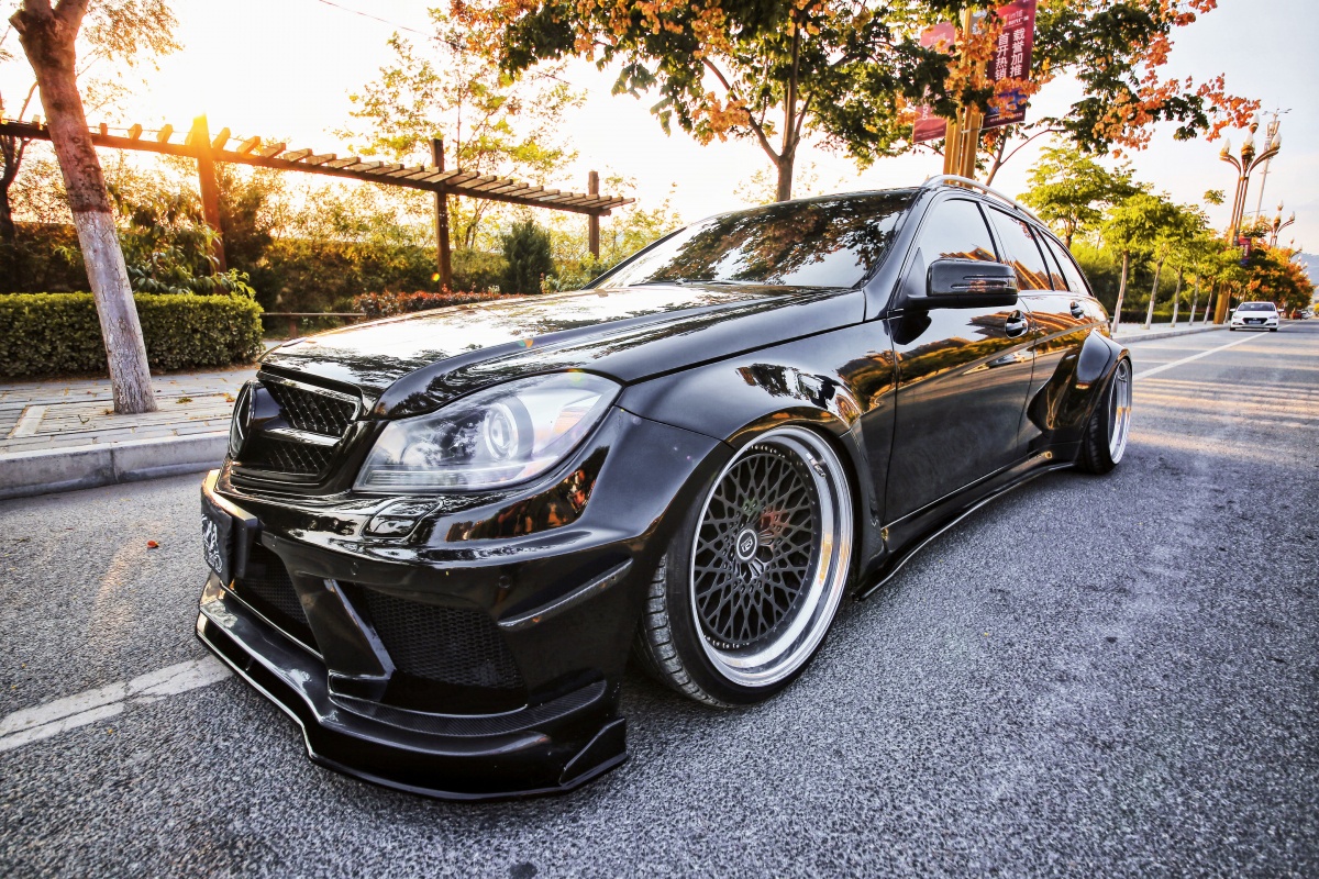 改装奔驰c200旅行版,奔驰c200改装四近四远