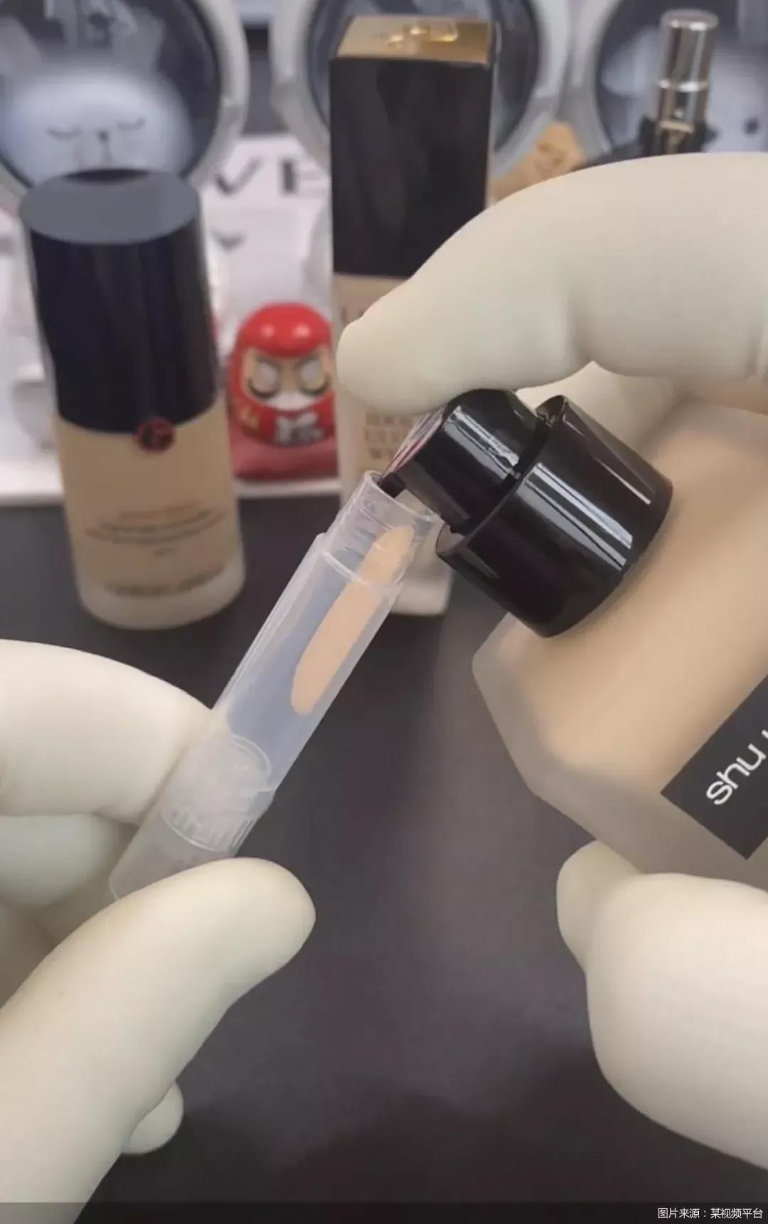 靠卖化妆品一年挣6000亿,靠卖化妆品成千万富翁