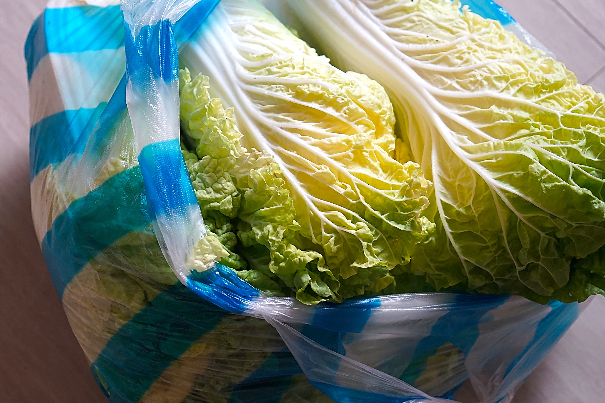 酸菜在家自己做2天就能吃,酸菜不要晒的腌制方法