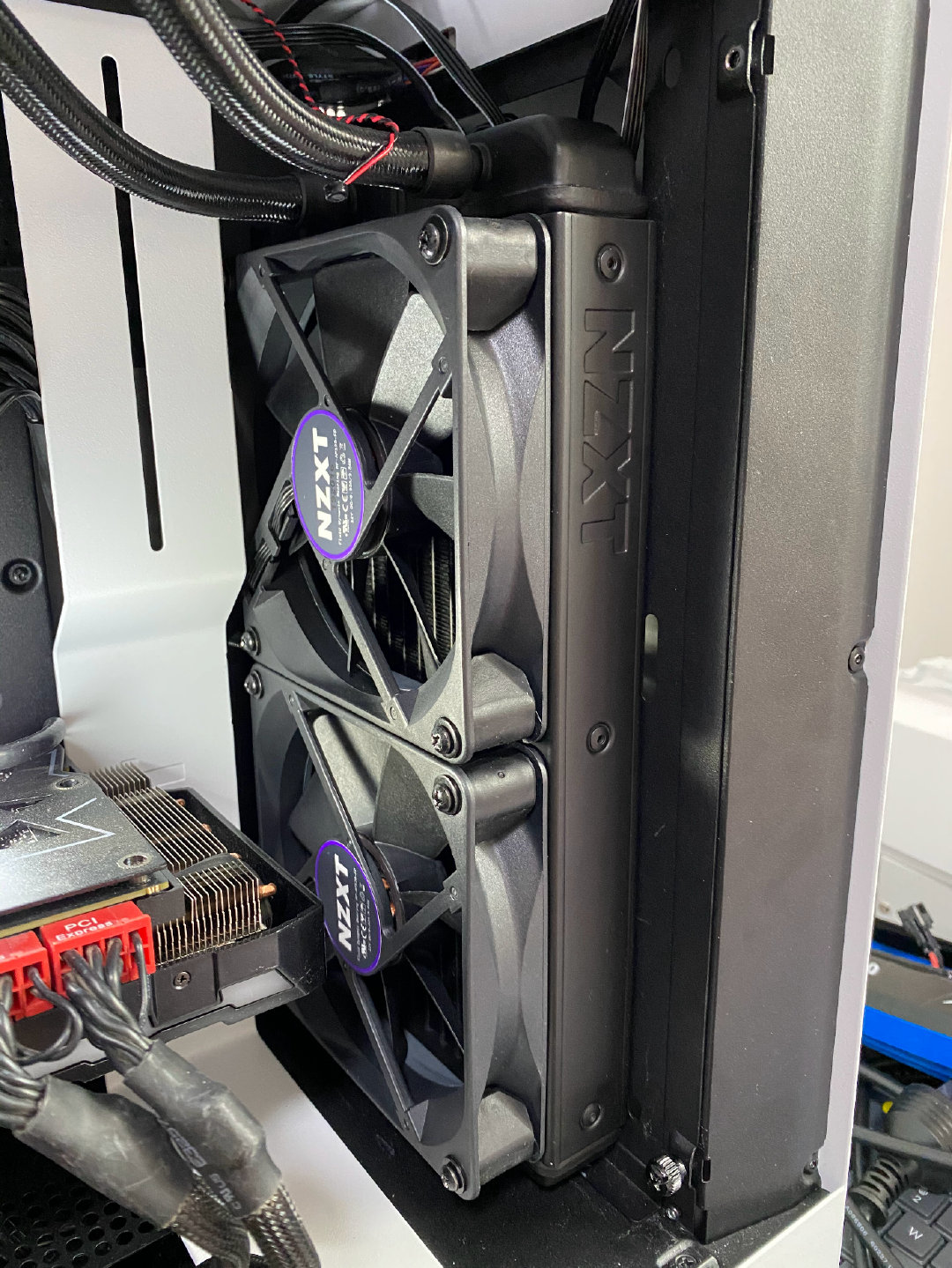 水冷排风扇到底吹风好还是吸风好,水冷排风扇为啥一直很高