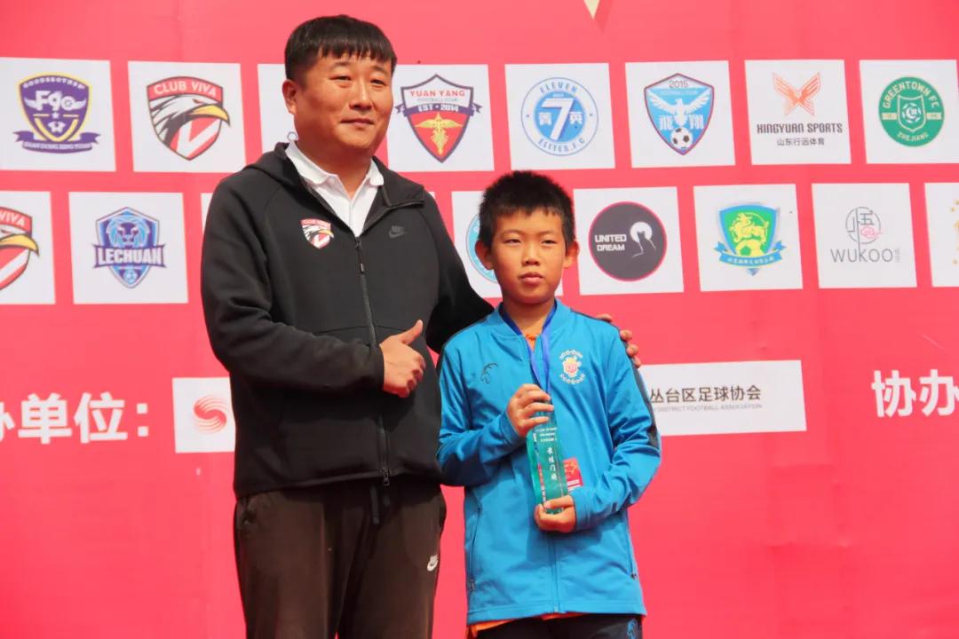 全国冠军只是开始，龙卷风12精英队称霸首届威娃杯