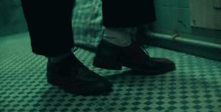 它因为尺度太大，被美国人*制抵**上映，“小丑”终将成为经典