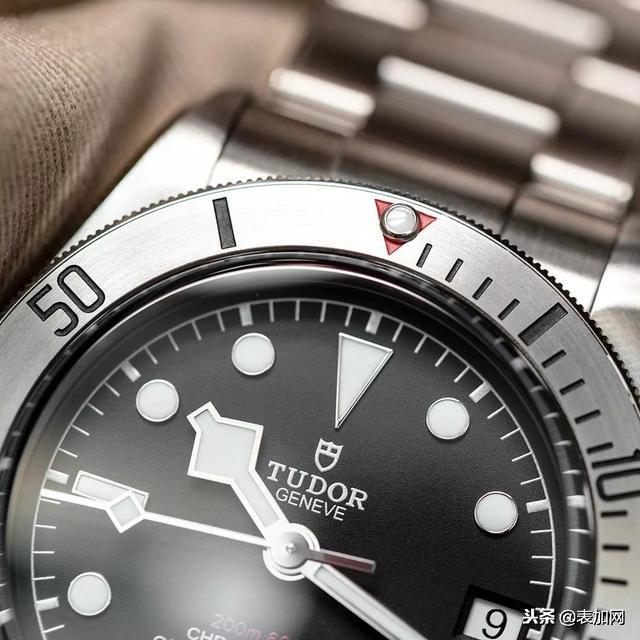 绮年华腕表的指针,腕表指针日期调整