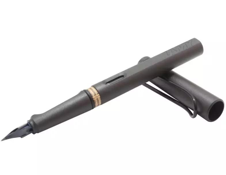 lamy哪种钢笔最好,lamy钢笔哪款最好写