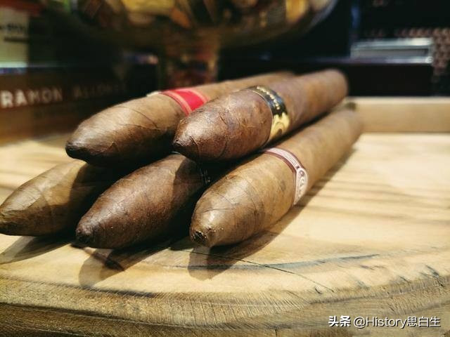 吸烟史翻译,吸烟史超过20年