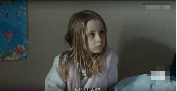 男孩背后长了一只翅膀,男孩身上长了一对翅膀是什么电影