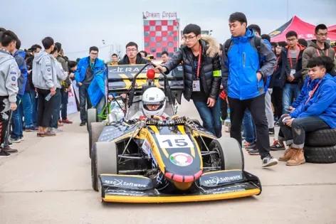 【招生专辑】走进学院：来汽车学院，感受速度与激情！