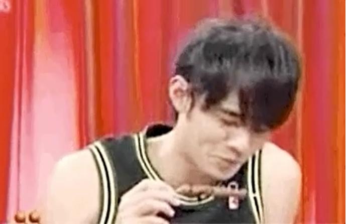 昆凌为何如此在意侯佩岑,昆凌和侯佩岑谁更好