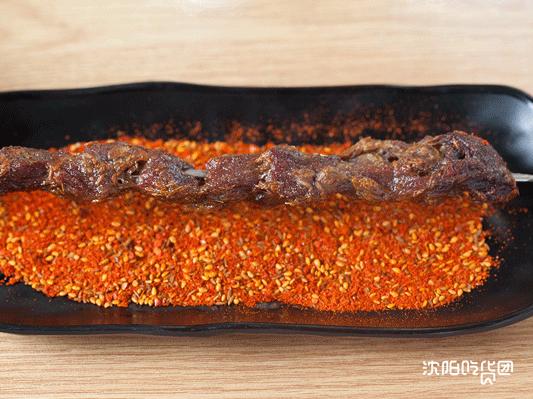 零宣传登小吃榜NO.1！这碗牛肉汤饭究竟神在哪？