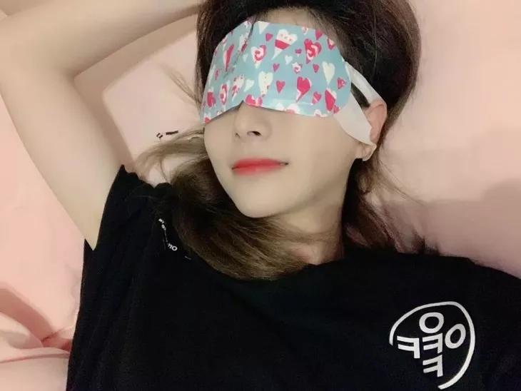 玻尿酸蒸汽热敷眼罩有用吗,热敷眼罩可以加速玻尿酸代谢吗