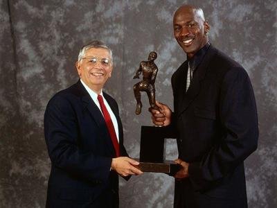 北美四大联盟收视率排名,2022美国四大联盟营收排名