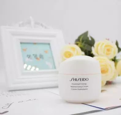 肌底修复精华推荐,肌底精华和清润型面霜