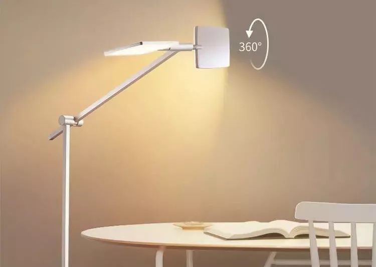 智能护眼有设计感的台灯,用心设计自动调光护眼台灯更智能