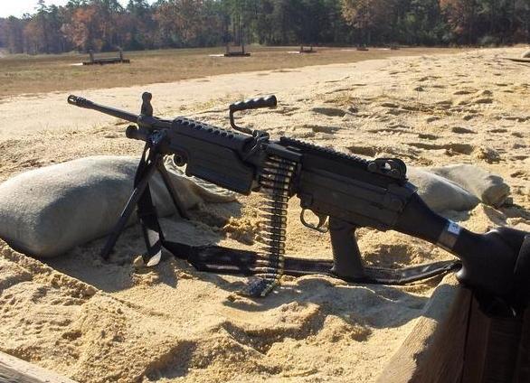 fn米尼米轻机枪,m249轻机枪和米尼米机枪