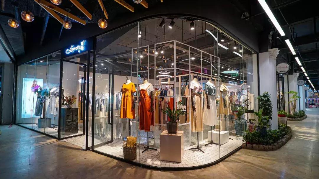 郑州火车站商圈30年，那些大名鼎鼎的品牌去哪里了？