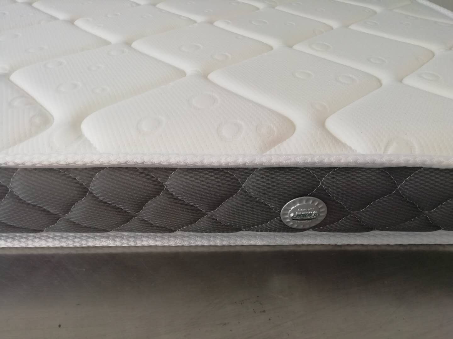 弹簧加棕垫好还是全棕床垫好,什么牌子的椰棕床垫好