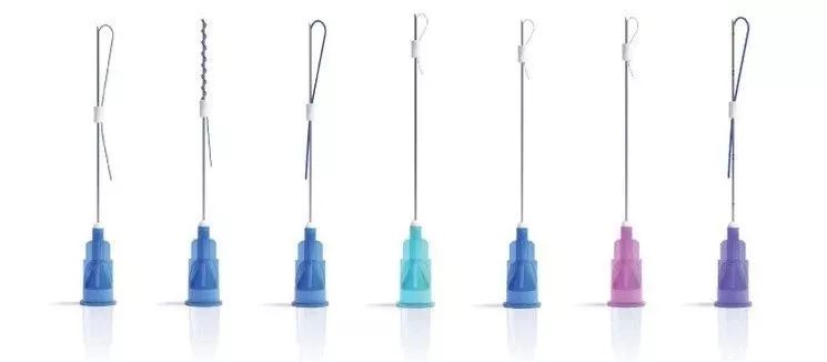 蚂蚁和蚂蚁之间是怎样沟通的呢,蚂蚁和米混在一起怎么拿出来