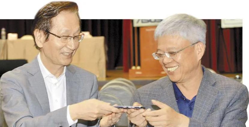 看华硕和硕分家，一世人快乐悲伤的故事讲不完