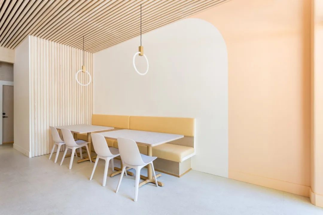 奶油色配色高级感,奶油色空间高级感