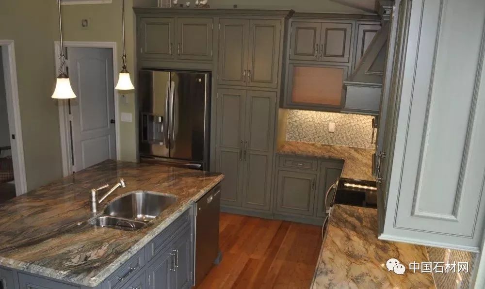 厨房多色台面,最流行的厨房大理石台面