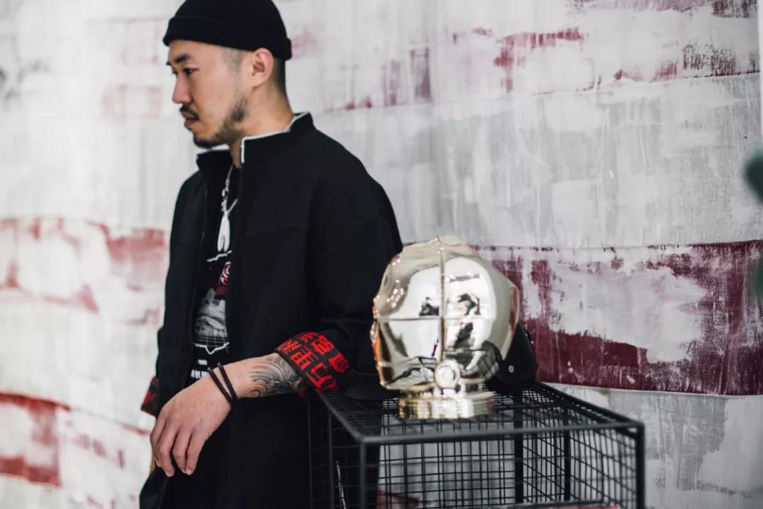 王思聪说李宁是“盗版”？曾经情人变仇人，李宁到底抄了没？