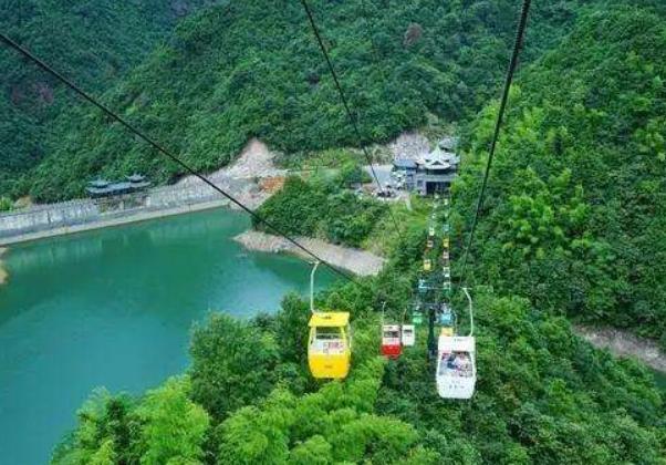 江西一个县人口超过40万,江西省一个县人口超10万