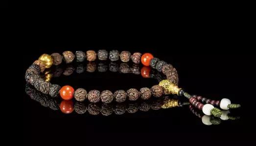 清朝皇帝顶级名贵的手串 (清朝最美手串图片)