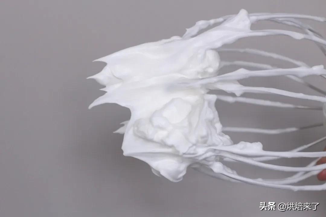 烘焙打发方法大全,烘培必学教你正确打发蛋白